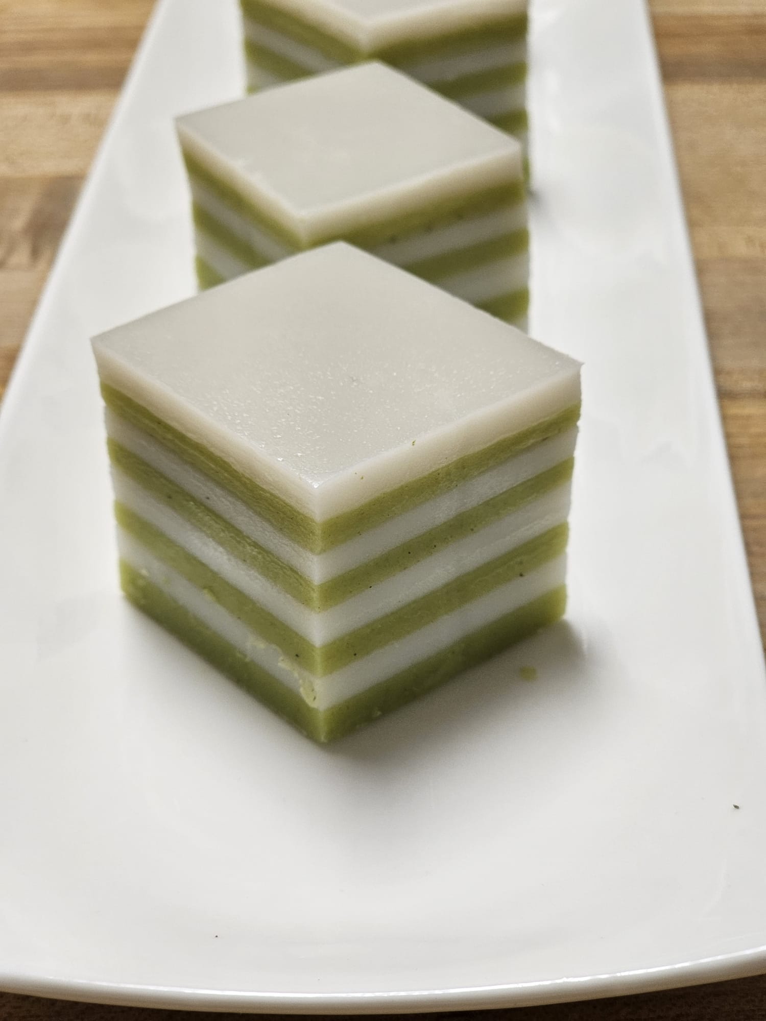 班蘭椰汁千層糕 (6pcs)