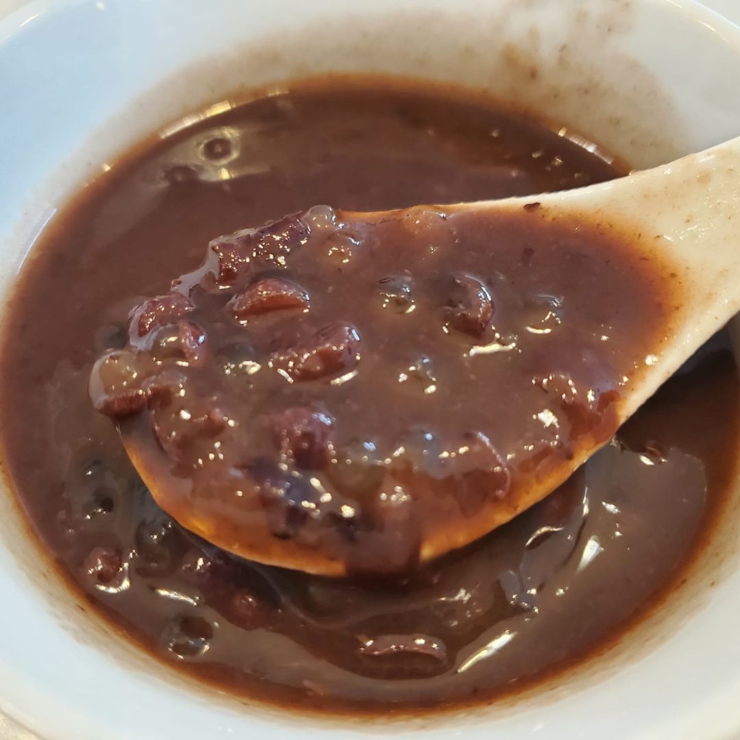 Sweet Red Bean Soup with Tapioca (Dessert)